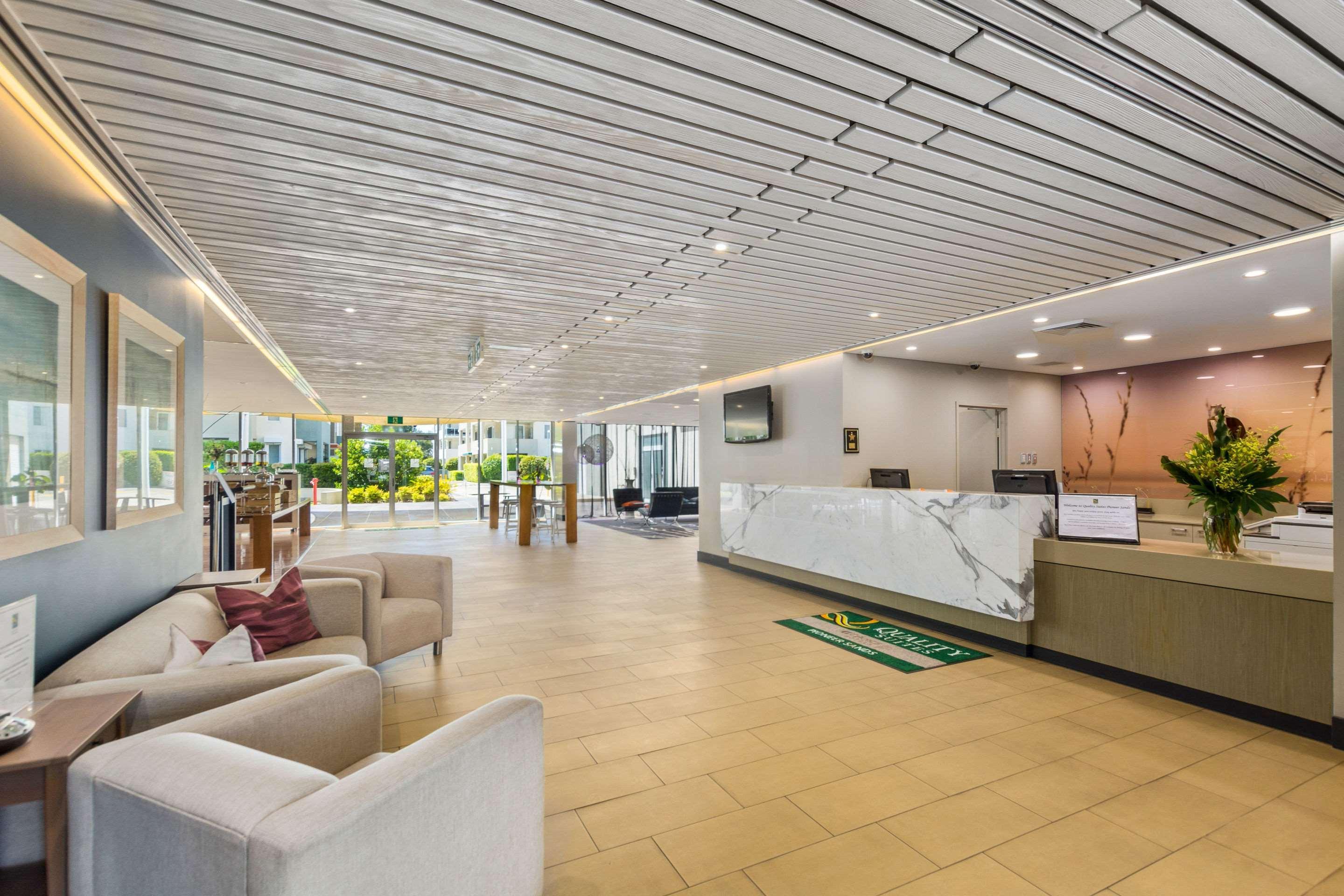 Quality Suites Pioneer Sands Wollongong Buitenkant foto