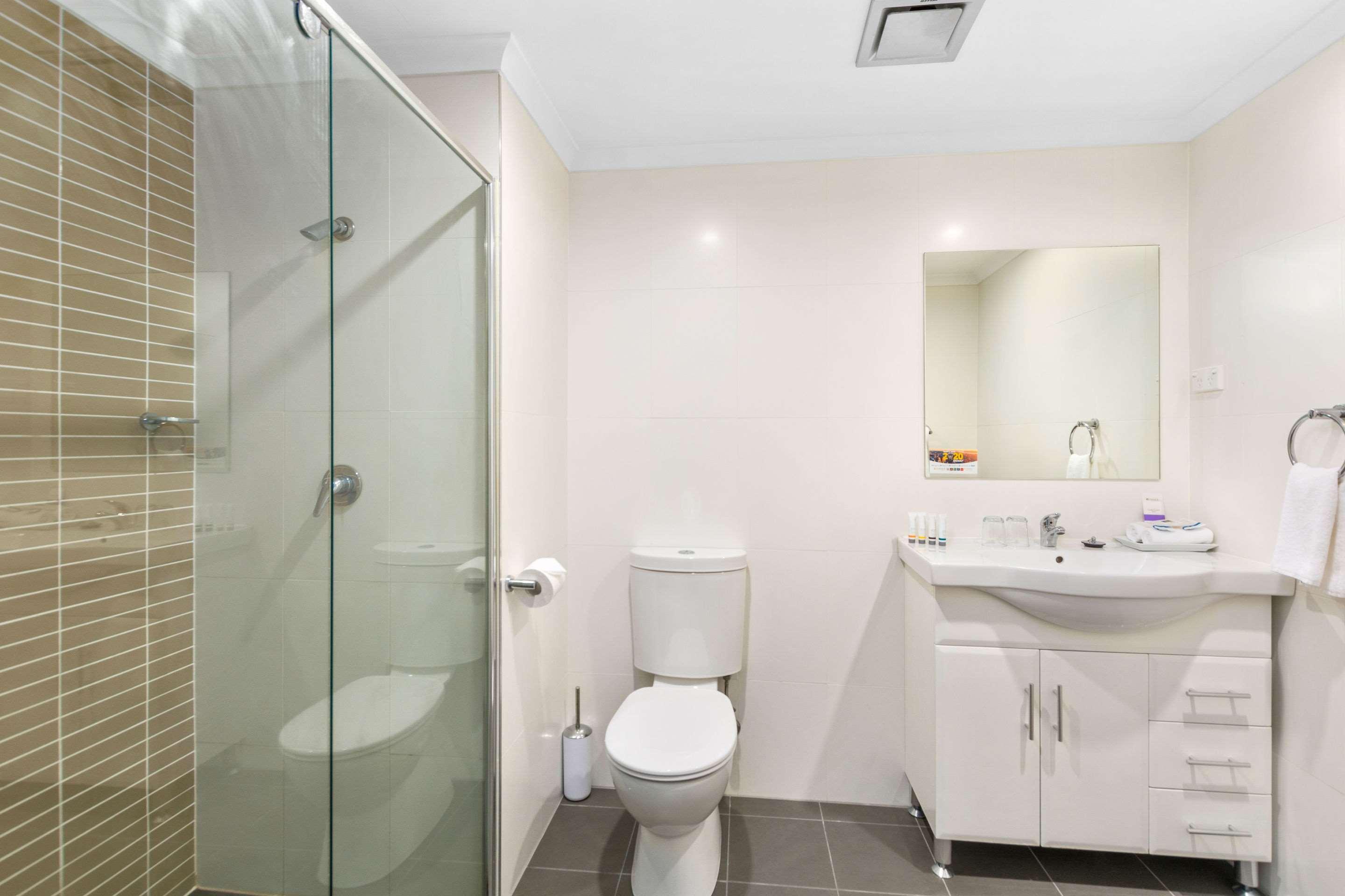 Quality Suites Pioneer Sands Wollongong Buitenkant foto